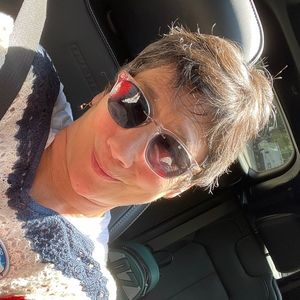 Meet your Posher, Jo